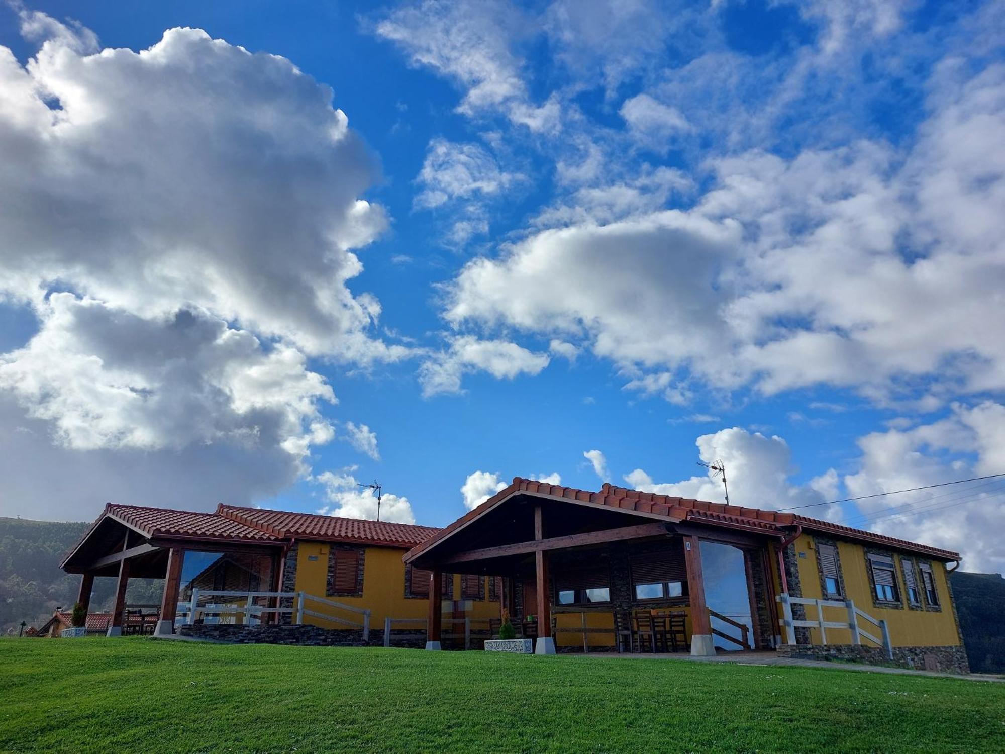 Apartamentos El Prau Ubiarco Bagian luar foto